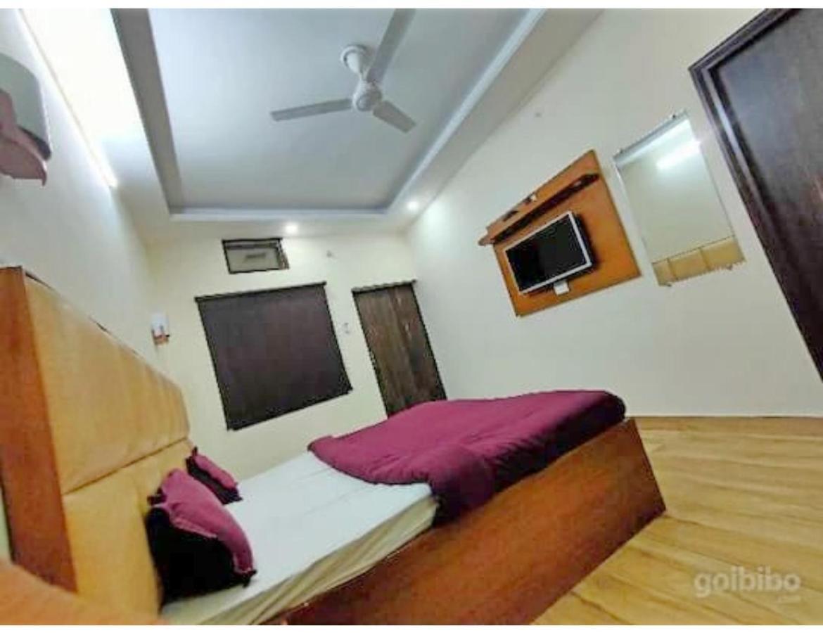Hotel Basera Guest House, Saharanpur Exterior photo