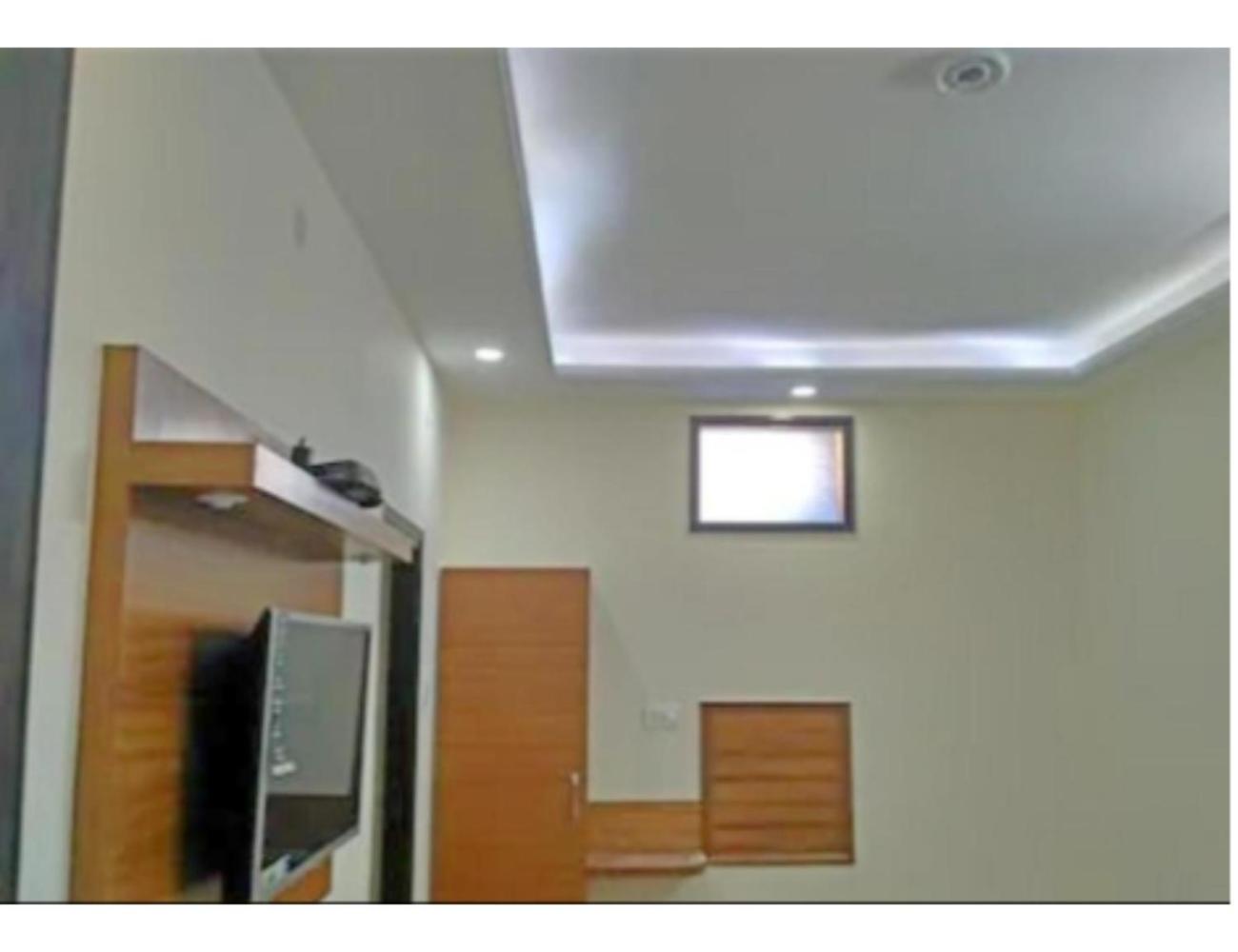 Hotel Basera Guest House, Saharanpur Exterior photo